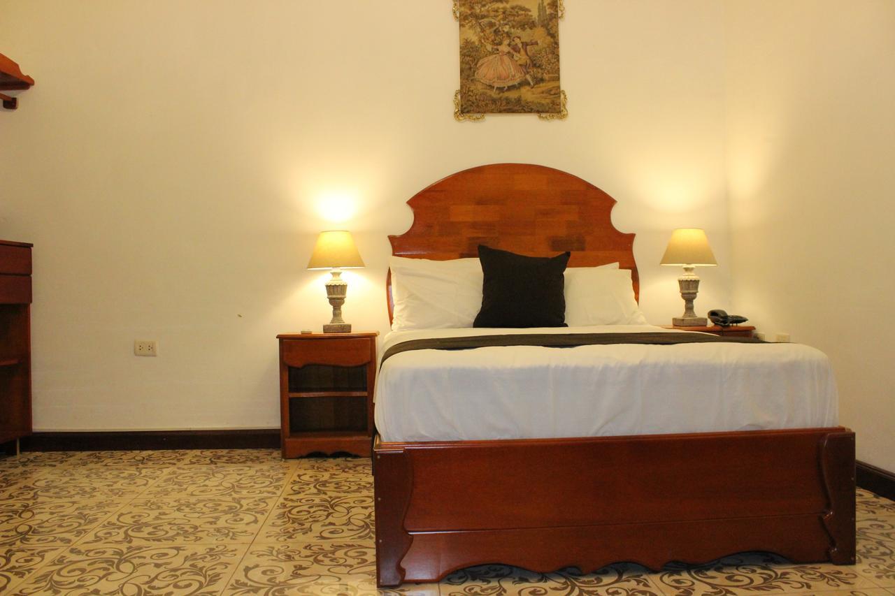Epoca Iquitos Hotell Eksteriør bilde
